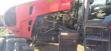 Traktorlar: Belarus 1523 traktor - Rəng: qırmızı, tam kabinli - Güclü ön çəkidə — 5