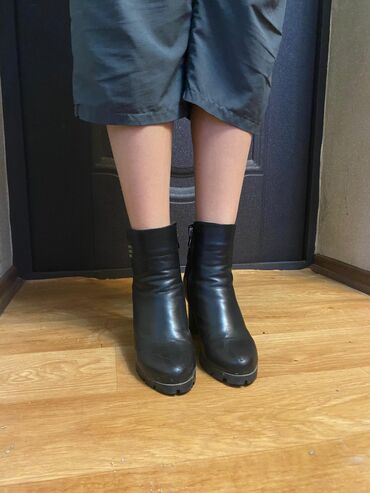 зимние мужские обувь: Ботинки и ботильоны 39, цвет - Черный