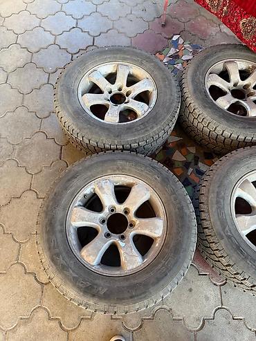 maxxis: Колеса в сборе 265 / 65 / R 17, Зима, Б/у, Комплект, Внедорожные (АТ/МТ), Литые, отверстий - 6 — 1