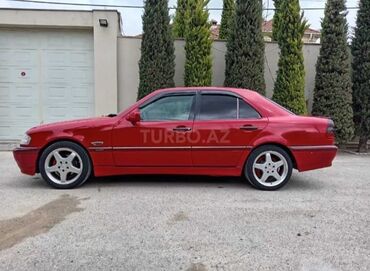 Mercedes-Benz: Mercedes-Benz C‑Class (W202) sedan, qırmızı rəng. - Kuzov: 4 qapılı — 2