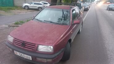 фолисваген вента: Volkswagen Vento: 1993 г., 1.8 л, Механика, Бензин, Седан