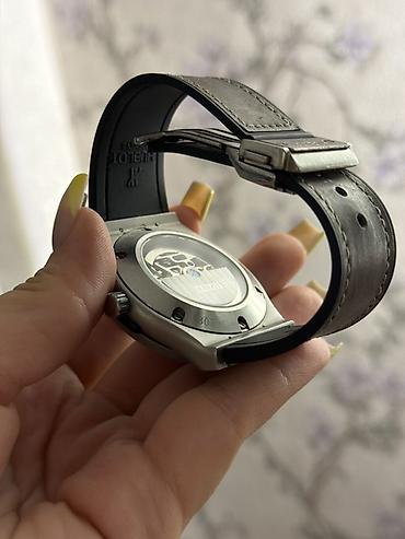 Часы Hublot, скелетон - Корпус: матовый металл серого тона с
