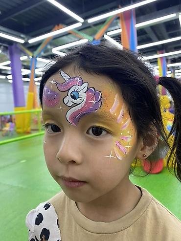 Макияж: Праздничный, Гипоаллергенные материалы — 7