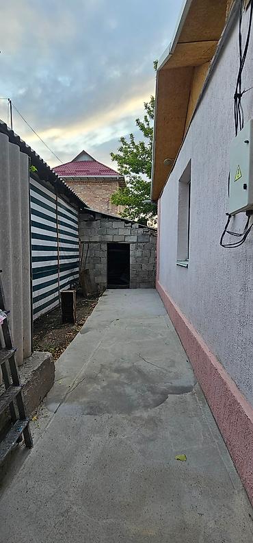 Продажа коттеджей и домов: Срочно!!!!!Продаётся дом в отличной локации, из 4х комнат и — 25