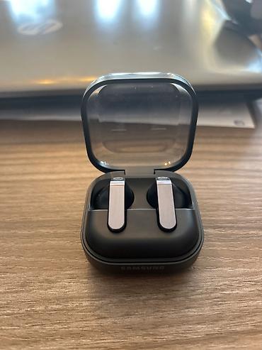 airpods qulaqcıq: Yeni Simsiz (Bluetooth) Qulaqcıqlar, Samsung, rəng - Qara — 2