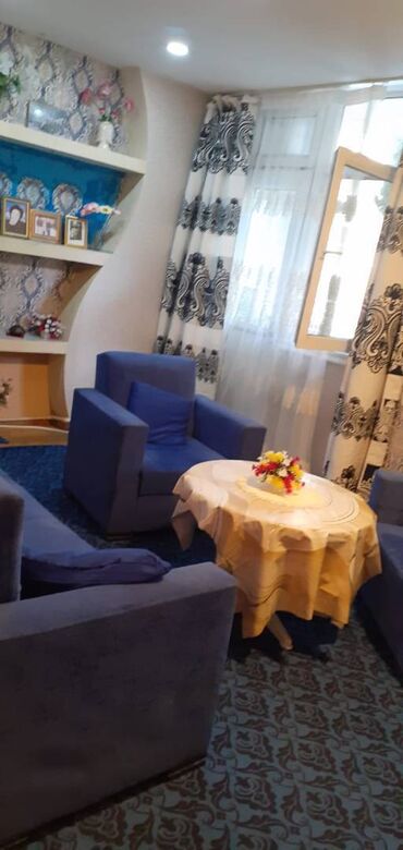 Uzunmüddətli kirayə mənzillər: Yasamal rayonu,3 saylı asan xidmət ilə üzbəüz,5 mərtəbənin,3-cü — 8