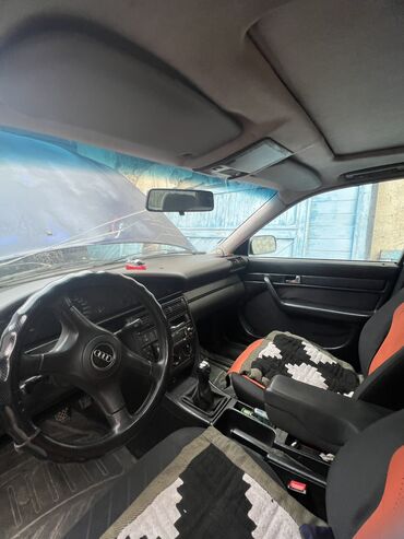 Audi: Audi S4: 1994 г., 2 л, Механика, Бензин — 8