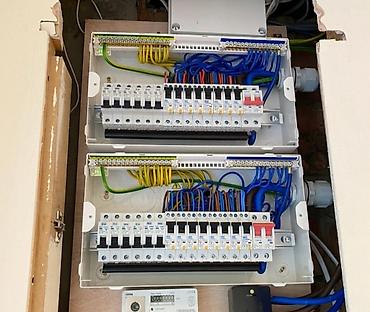 Elektrik işləri: Peşəkar elektrik lövhəsi yığımı və yenilənməsi xidməti - Mənzillər — 1