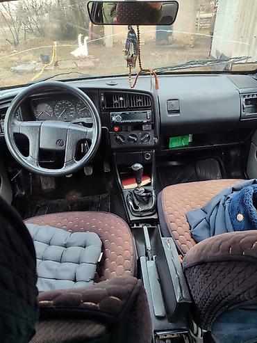 Volkswagen: Volkswagen Passat: 1993 г., 1.8 л, Механика, Бензин, Седан — 7