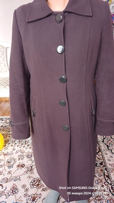 женское пальто размер м: Пальто, Осень-весна