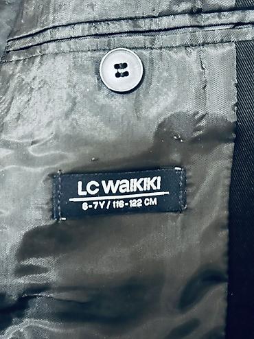 Школьная форма: Детский пиджак LC Waikiki б/у . Состояние идеальное. - Возраст/рост — 4