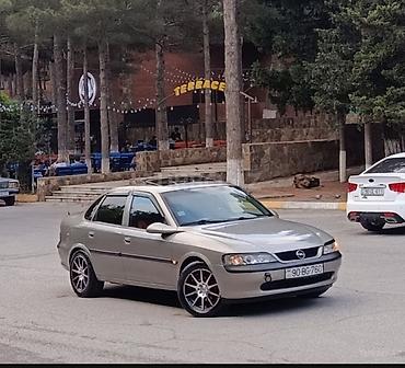 Opel: Opel Vectra B sedan - Kuzov: 4 qapılı sedan, boz/metallik rəng - — 1