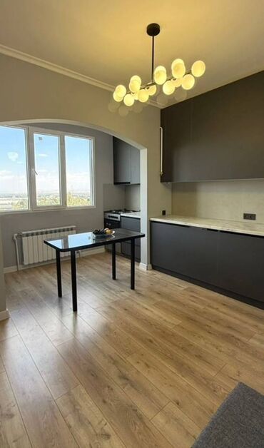 сдается 2 комнатная квартира город ош: 2 комнаты, 67 м², 108 серия, 6 этаж, Евроремонт