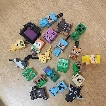 minecraft kinder: Məhsul: Minecraft temalı mini fiqurlar və asqılar dəsti - Dizayn — 1
