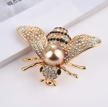 metalik srebrne sandale: Material: Pearl, Cubic zirconia, New