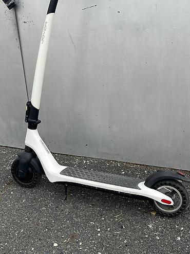 elektron saz: İşlənmiş Elektrik samokat 8", 251 - 350 Vt, 16 - 25 km/s, Ünvandan götürmə — 2