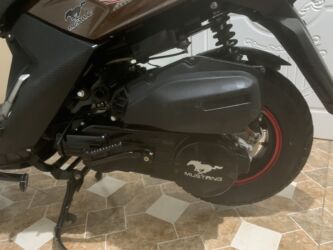 Скутеры: Тип скутера 110 куб. см, Бензин, Б/у — 13