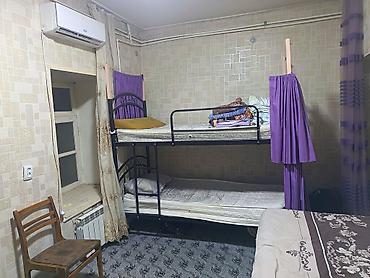 Kirayə otaqlar: İçərişəhərdə, metroya 1 dəqiqəlik məsafədə, 1 nəfər otaq yoldaşı — 2