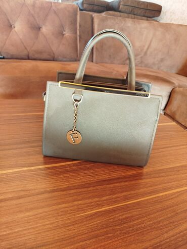 Çantalar: Əl çantası, Fendi, İşlənmiş lalafo.az -da Çantalar: Əl çantası, Fendi, İşlənmiş