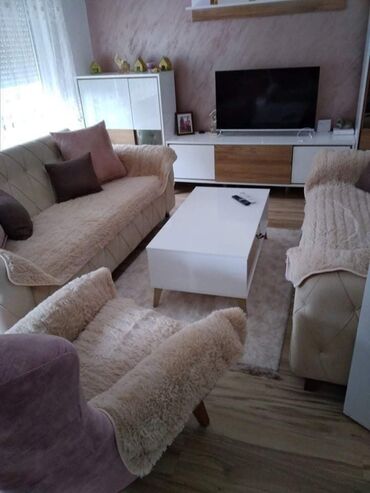 Ostali kućni dekor: 🩷🩷 🍂Čupavi flekeri 🍂Dimenzije-70*140;70*210;70*240 🍂Cena kompleta 4000 na lalafo.rs — 5 Ostali kućni dekor: 🩷🩷 🍂Čupavi flekeri 🍂Dimenzije-70*140;70*210;70*240 🍂Cena kompleta 4000 — 5