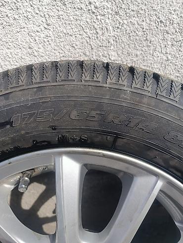 Дисктер: Дөңгөлөктөр монтажда 175 / 65 / R 14, Кыш, Колдонулган, Комплект, Жеңил унаалар, Куйма, тешиктери - 4 — 10
