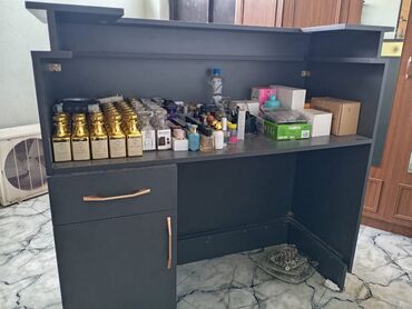 Masalar: Yeni, Kvadrat masa