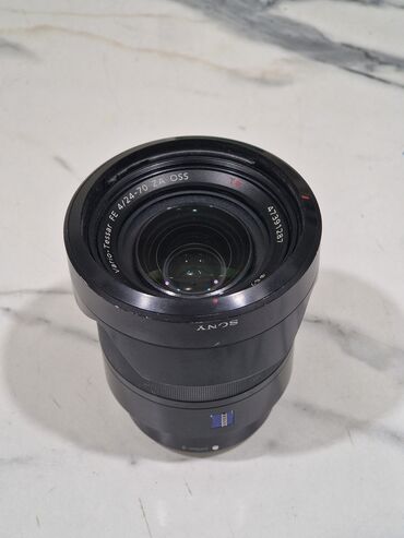 Фотоаппараты: Объектив Sony Carl Zeiss Vario-Tessar T*
24-70mm f/4 ZA OSS