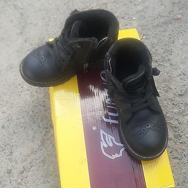 dunk low: Продаю детские ботинки б/ у
размер 28 
производство Турция — 2