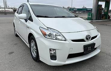 Toyota: Toyota Prius: 2011 г., 1.8 л, Автомат, Гибрид, Хэтчбэк — 2