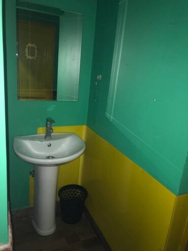 Digər kommersiya daşınmaz əmlakı: Nərimanov rayonu nərimanov metrosuna yaxın 1 mərtəbəli,sahəsi 120 kv/m — 8