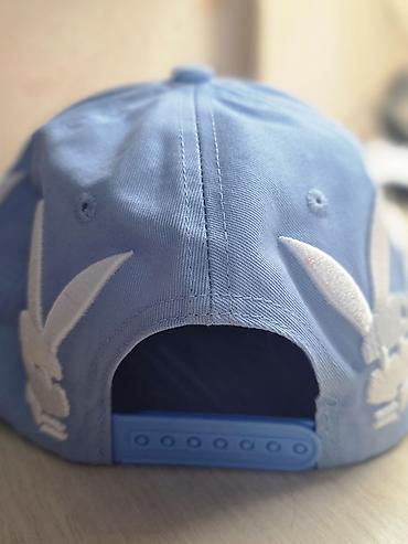 snapback: Снэпбек кепка, светло‑голубая. - Прямой козырёк с прострочкой - — 3