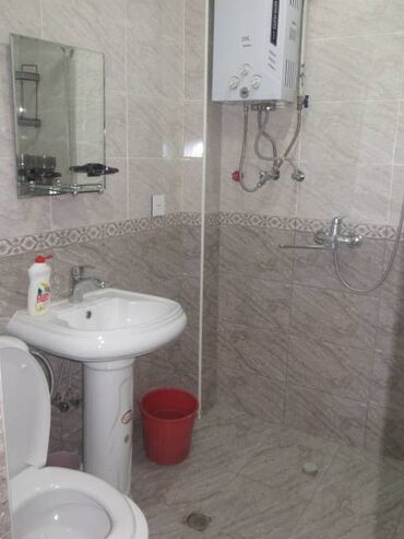 Uzunmüddətli kirayə mənzillər: Yasamal rayonu,Inşaatçılar m.st və Baku Molla yaxın 1 otaqli ev kirayə — 9