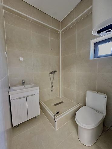 Продажа таунхаусов: 2 комнаты, 68 м² — 11
