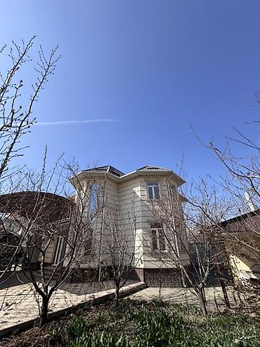 Продажа коттеджей и домов: 🏡 Продаётся жилой дом в городе Ош, район Актилек 📍 Адрес: ул. Ак-Бура — 5