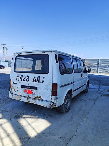 авто для такси: Ford Transit: 1994 г., Механика, Дизель, Минивэн — 3