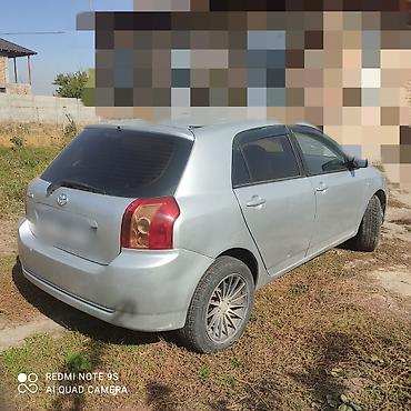 prius plus: Toyota Auris: 2013 г., Хэтчбэк — 1