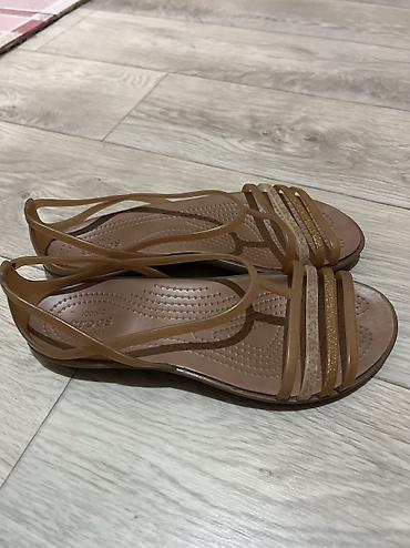 crocs 36: Босоножки, 36, 37, Crocs, Новый, Самовывоз — 2