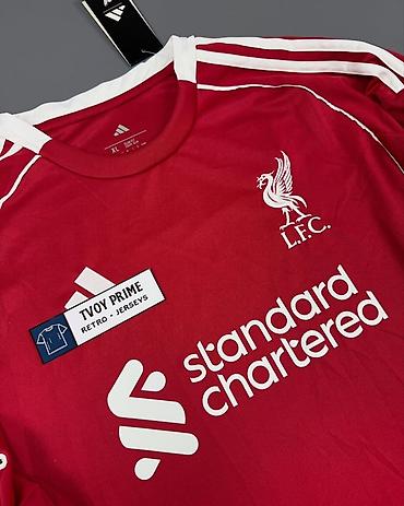 корейские вещи: Футбольная майка Liverpool FC с длинным рукавом - Официальная — 1