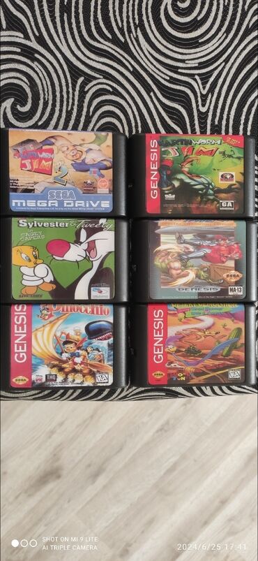 CD, DVD disklər və kassetlər: Elani ac diqqetle oxu qane etse ozaman elaqe saxla sega ucun kasetler — 12