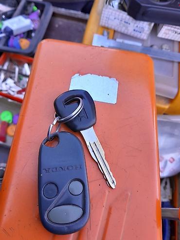 Аварийное вскрытие замков: Ремонт замок зажигания быстро качественно главное не дорого с выездом — 15