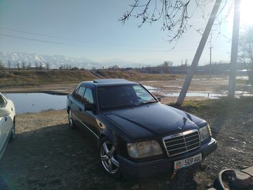 гольф 3 1992: Mercedes-Benz W124: 1992 г., 3.2 л, Автомат, Бензин, Седан