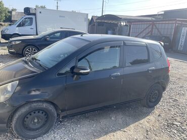 авто с последующим выкупом фит: Honda Fit: 2003 г., 1.5 л, Вариатор, Бензин, Хетчбек