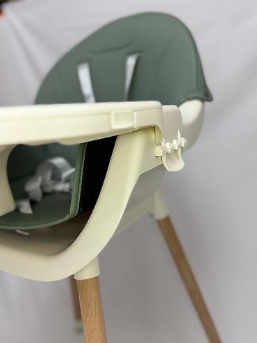 Стульчики для кормления: Продаются новые стульчики для кормления. Стильные и удобные . Съемный — 17