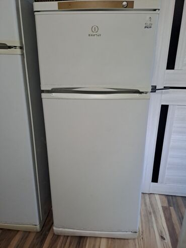 холодильк: Муздаткыч Колдонулган, Эки эшиктүү