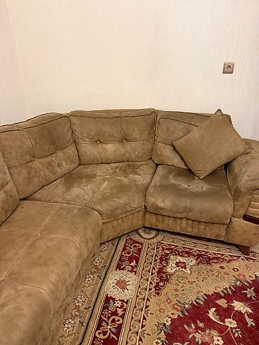 divanla: 🛋️ Künc divan satılır! Rəngi: Qəhvəyi-bej 🤎 ✅ Künc divan ✅ Açılan — 1