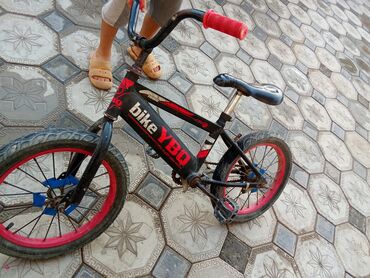 velosiped oturacagi: İşlənmiş İki təkərli Uşaq velosipedi Adidas, 16", sürətlərin sayı: 16, Ünvandan götürmə