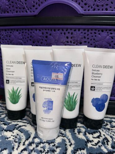 Косметика: Набор косметики и парфюмерии - Спреи-шиммеры USHAS Shimmer Spray — 2