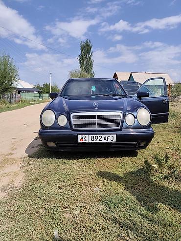 Mercedes-Benz E-Class: 1997 г., 2 л, Механика, Бензин, Седан