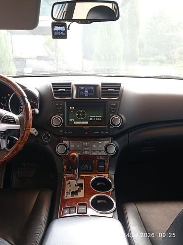 bridgeston: Toyota Highlander: 2011 г., 3.5 л, Автомат, Бензин, Внедорожник — 5