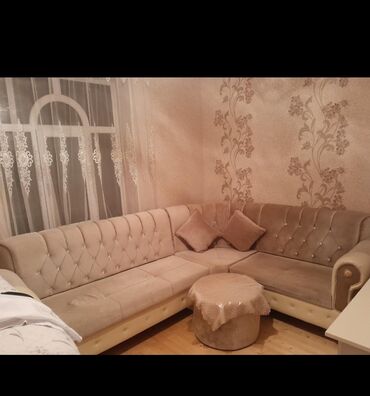 Rəflər: *ZB* *DİVAN* Qİymet *370 AZN* ünvan Bine savxoz